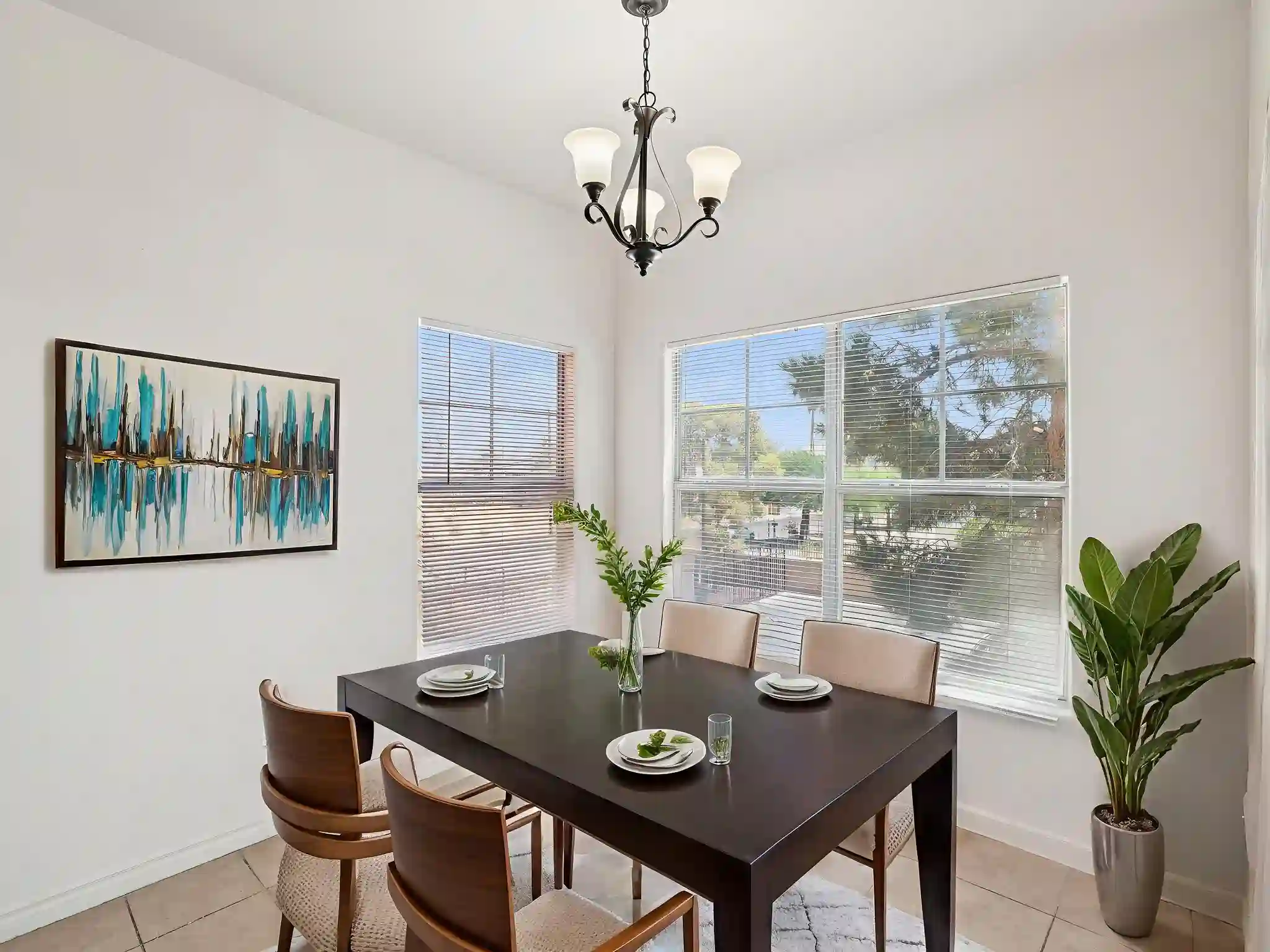 Sunrise Park Dining Room